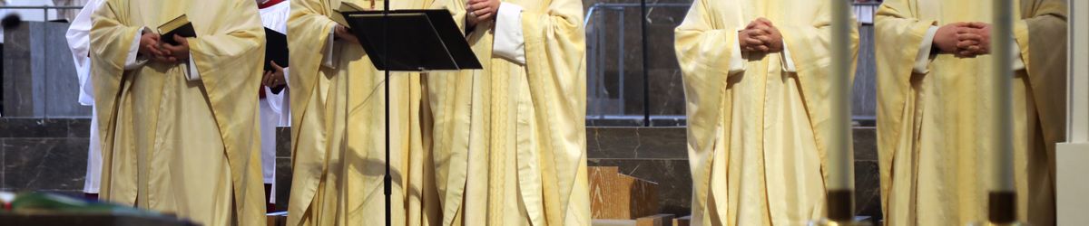 1825/0422 Pontifikalrequiem für Papst Franziskus_57478