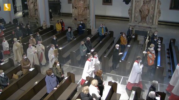 Bischof Dr. Franz Jung feierte am 31. Dezember 2021 einen Pontifikalgottesdienst zum Jahresabschluss im Kiliansdom.