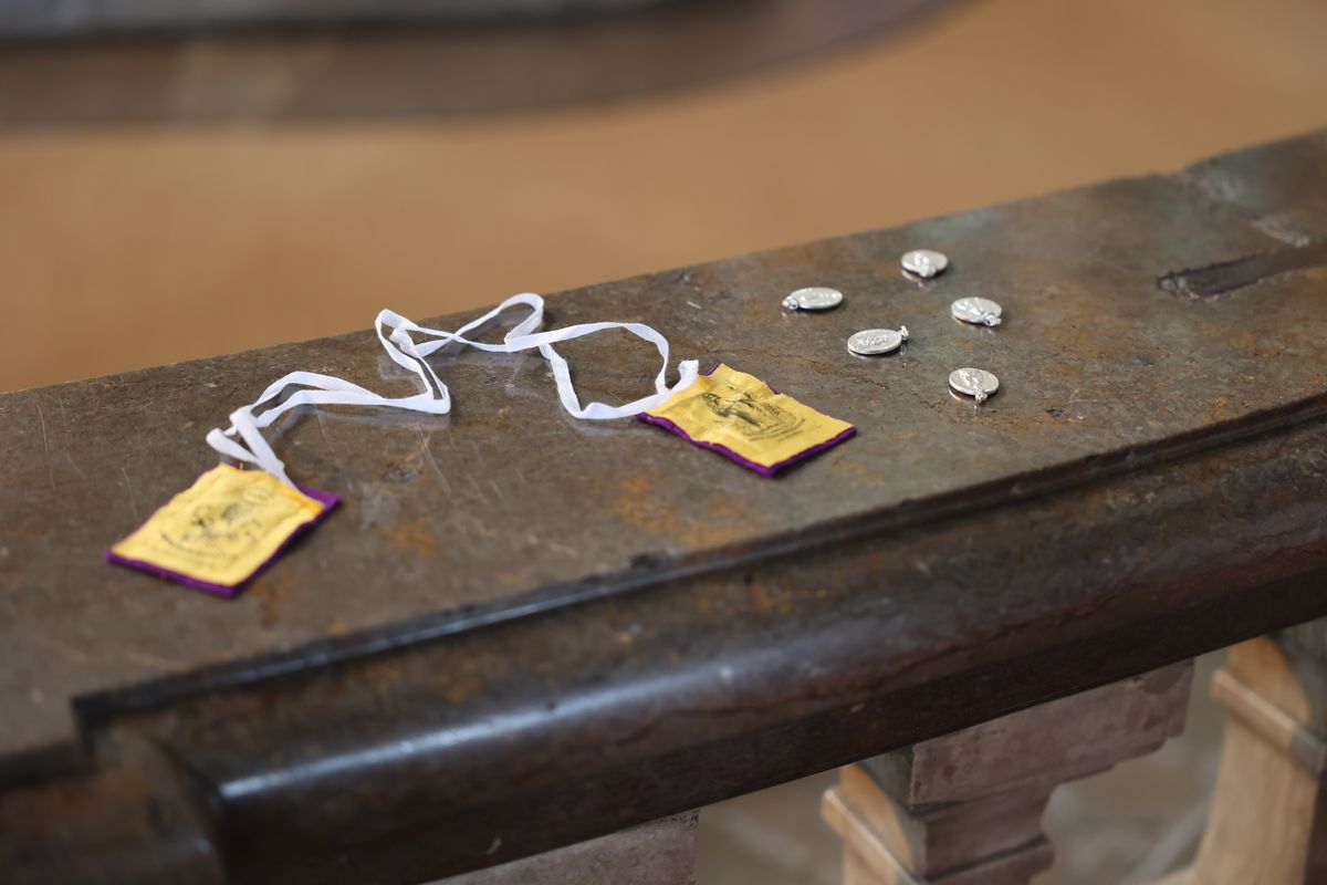 Mit einer Prozession und einem Pontifikalgottesdienst mit Bischof Dr. Franz Jung  ist am Sonntag, 15. September, das 200. Jubiläum der Kirchweihe des Würzburger Käppele gefeiert worden.