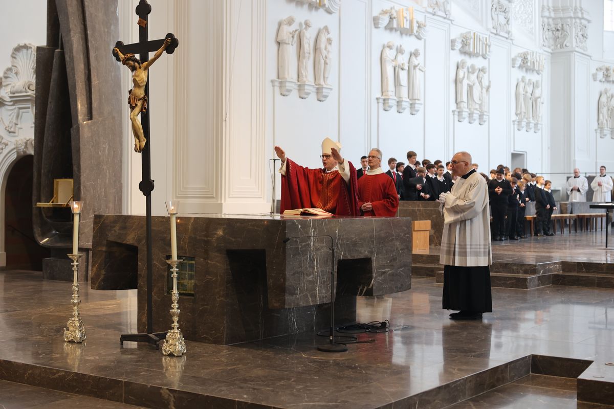 1424/0365 Karfreitag_45855