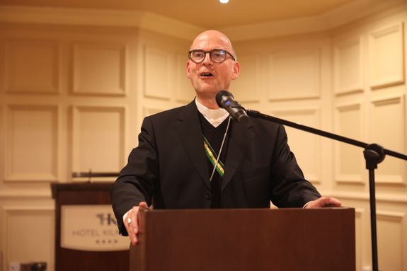 Bischof Dr. Franz Jung dankte den irischen Gastgebern für die freundliche und großzügige Aufnahme der Würzburger Pilgergruppe.