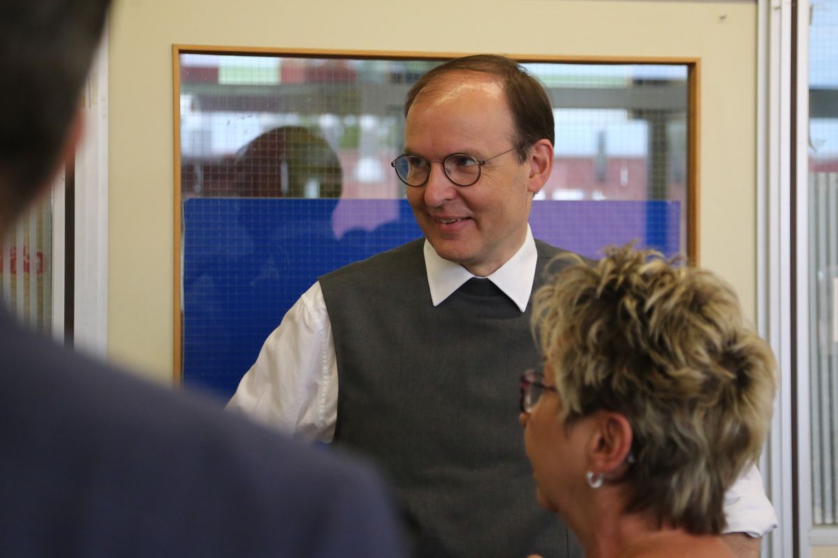 2924/0758_Kiliani_Eisingen Sankt-Josefs-Stift_Weihbischof Reder_50363