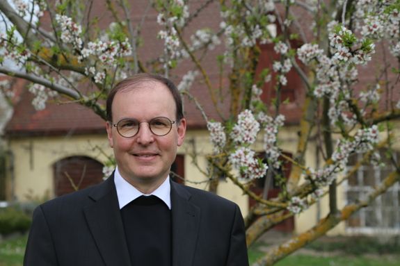 Der ernannte Weihbischof Paul Reder. Der ernannte Weihbischof Paul Reder.