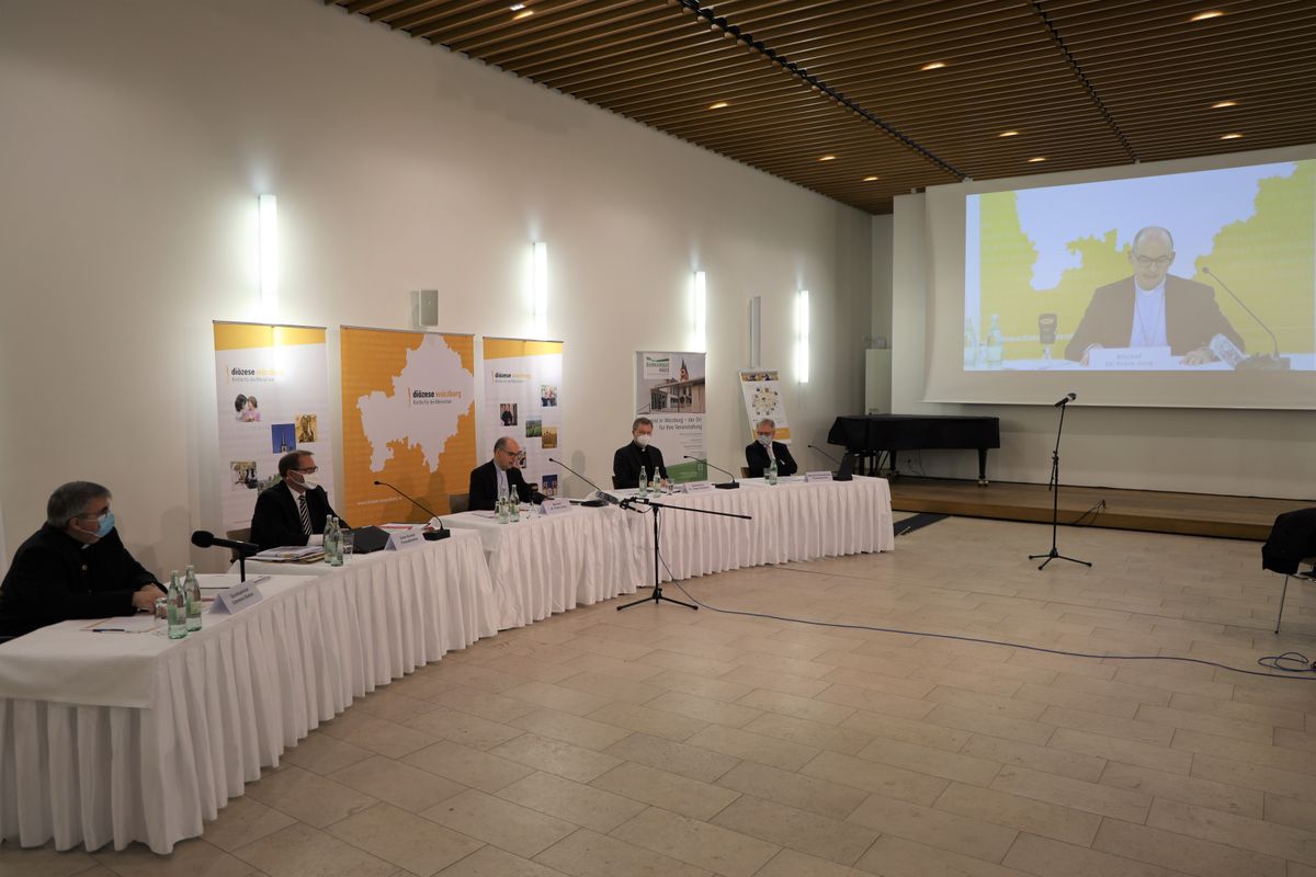 5120/1284 PK Finanzen_24782