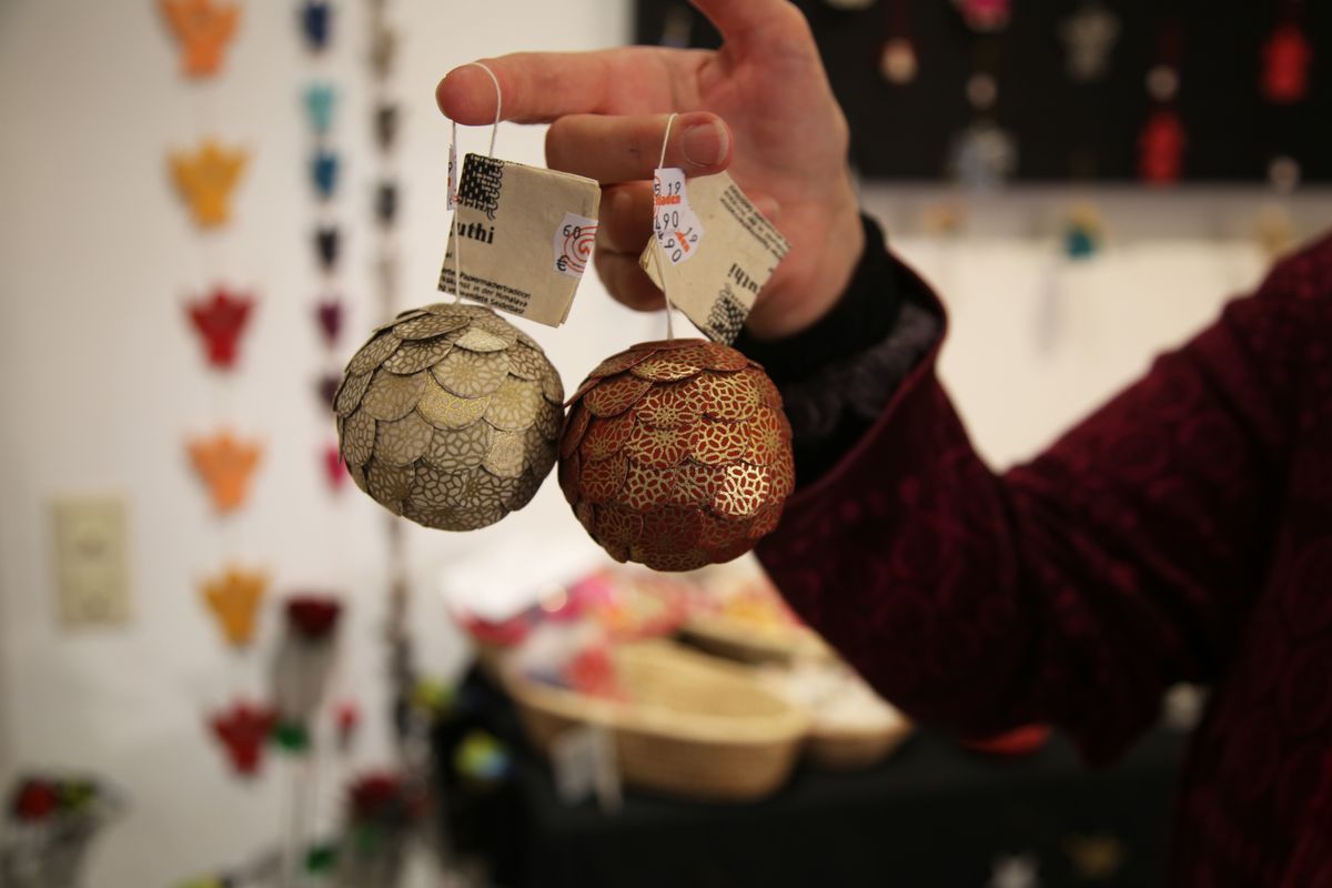 4919/1316 Weihnachtsmarkt im Weltladen_18769