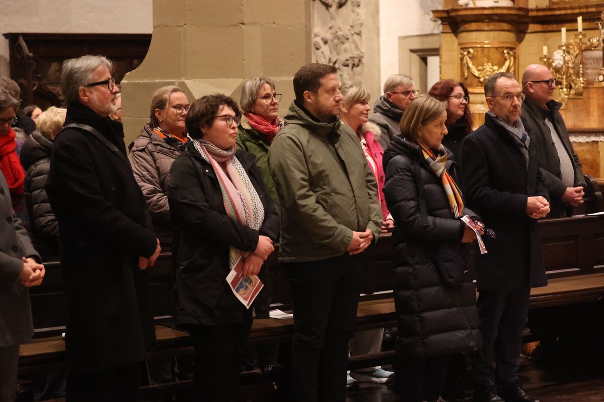 Der "Aschermittwoch der Künstler" wurde in diesem Jahr in der Würzburger Pfarrkirche Sankt Burkard begangen. Der "Aschermittwoch der Künstler" wurde in diesem Jahr in der Würzburger Pfarrkirche Sankt Burkard begangen.