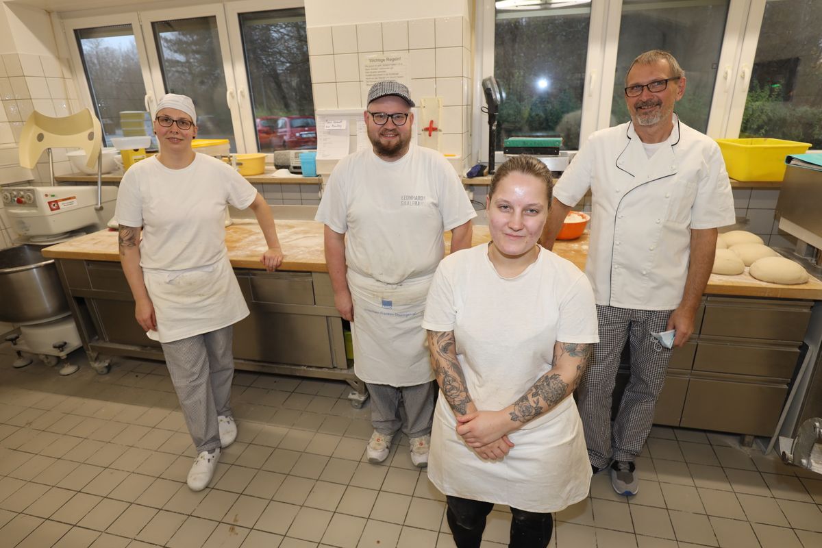 5121/1236 Christstollen_31254