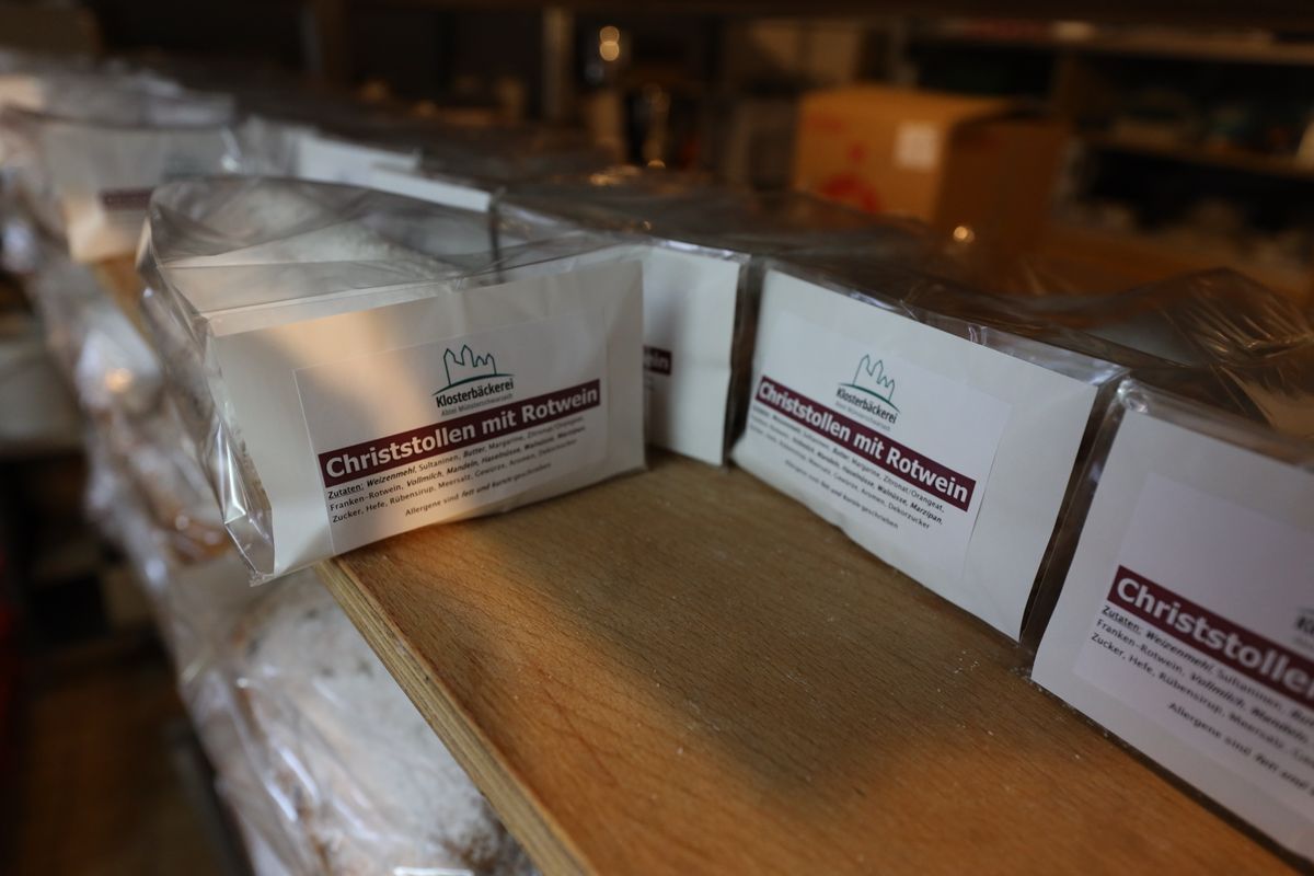 5121/1236 Christstollen_31256