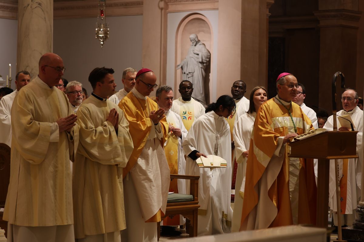 Bischof Martin Hayes, Bischof von Kilmore, feierte am Samstagabend, 5. Oktober, einen Jugendgottesdienst in der Kathedrale von Cavan. 