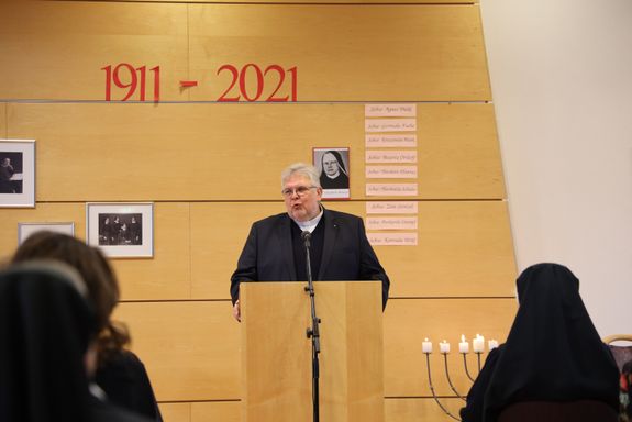 4121/0993 Buch 110 Jahre Ritaschwestern_30688