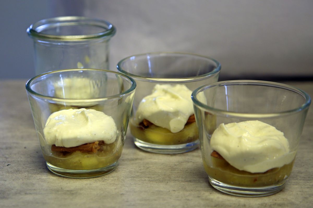 0121/0003_weihnachtlicherNachtisch_24922