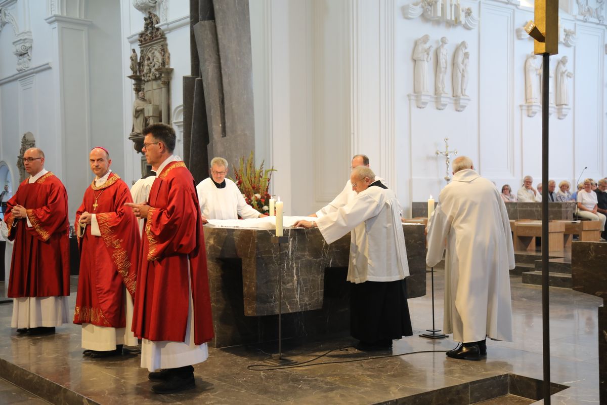 2919/0769 Gottesdiensthelfer_16263