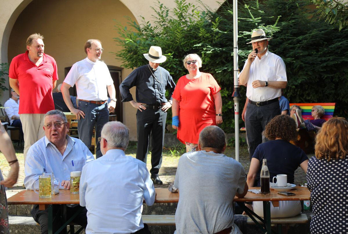 2824/0739 Kiliani Priester, Diakone, Mitarbeiter_50102