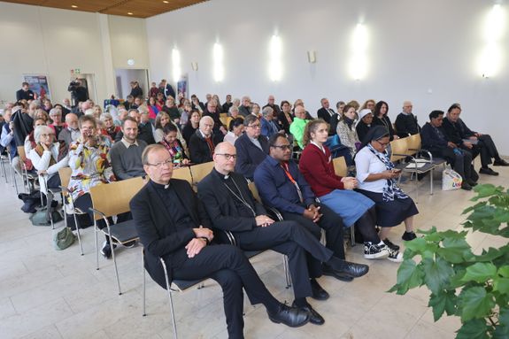 Mit einem Pontifikalgottesdienst im Kiliansdom und einem Festakt in Burkardushaus ist am Sonntag, 27. Oktober, in Würzburg der bundesweite Abschluss des Monats der Weltmission begangen worden. Beispielland war in diesem Jahr Papua-Neuguinea.