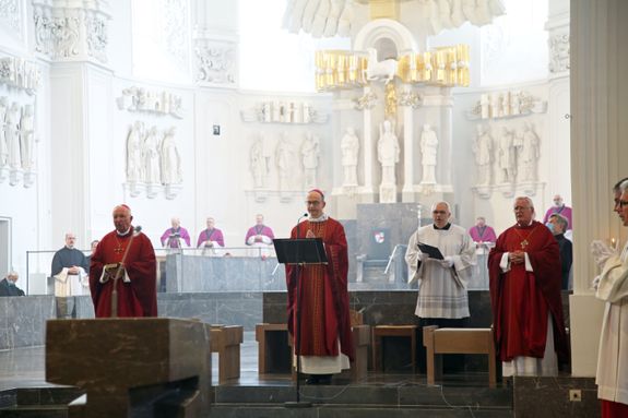 2720/0671 Gedenkgottesdienst Bischof em. Scheele_21931