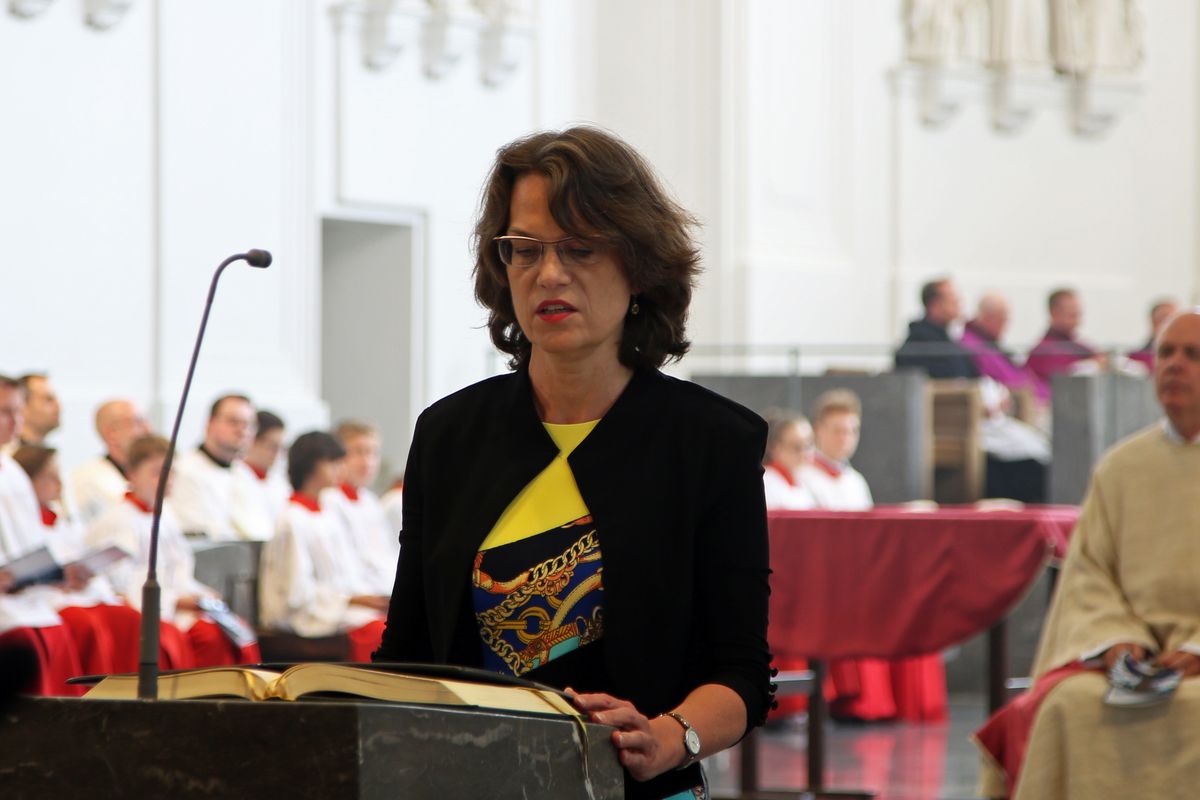 2419/0653 Priesterweihe von Frank Elsesser_15073