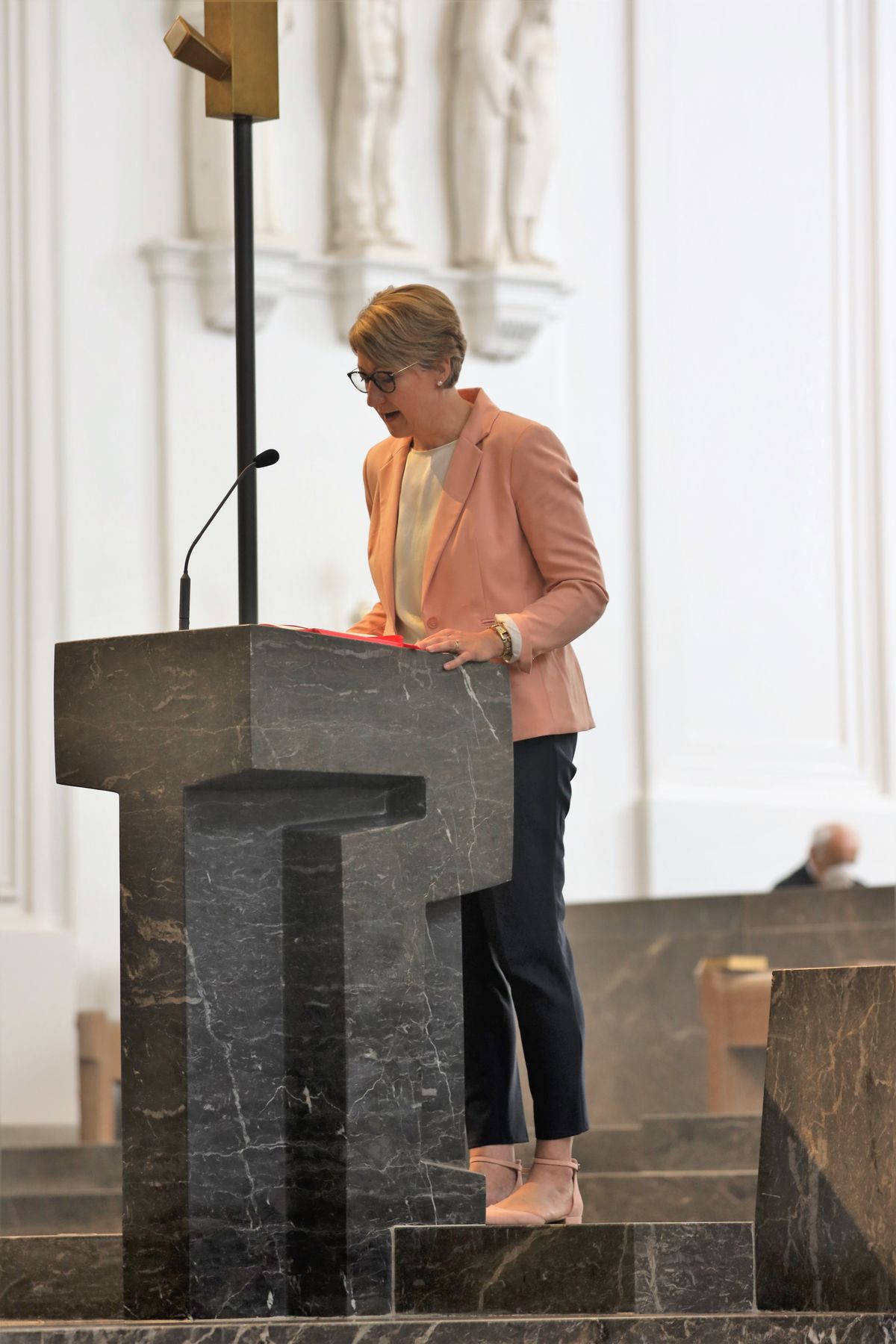 Mit einem Dankgottesdienst im Würzburger Kiliansdom hat Bischof Dr. Franz Jung am Sonntag, 13. Juni, den dritten Jahrestag seiner Bischofsweihe begangen.