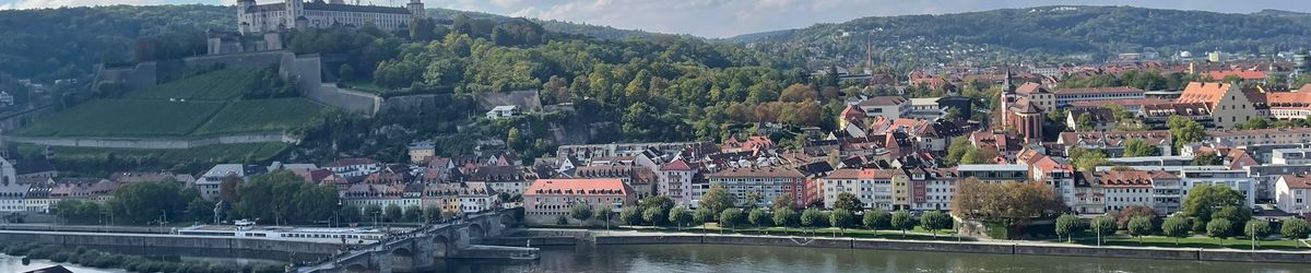 4225/1057 Höhenrettung Würzburg 2025_62949