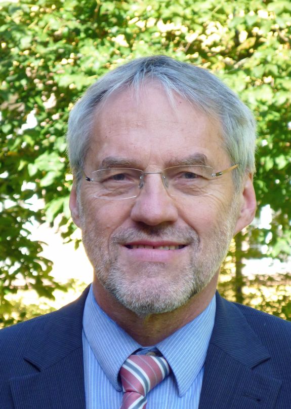 Professor em. Dr. Erich Garhammer.