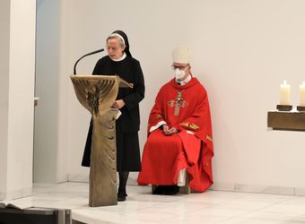 Bischof Dr. Franz Jung feiert am Freitagnachmittag, 9. Juli 2021, eine Kiliani-Pontifikalmesse in der Kapelle des Krankenhauses Sankt Josef in Schweinfurt.