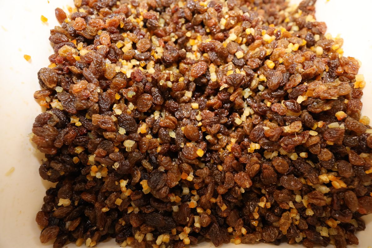 5121/1236 Christstollen_31240