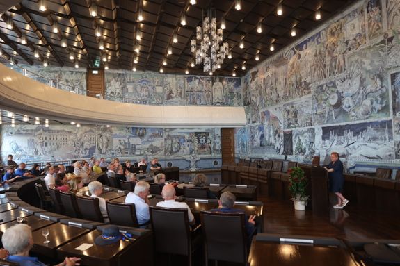 2824/0713 Empfang Rathaus Iren und Schotten_49170