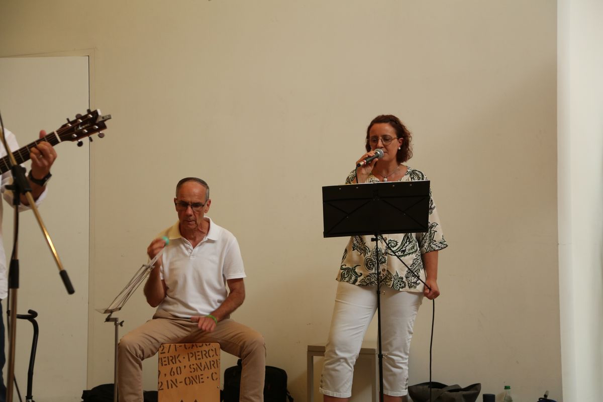 Am Tag der Jugend hat Weihbischof Paul Reder im Anschluss an ein buntes Workshop-Programm einen Kiliani-Gottesdienst mit den Jugendlichen im Kilianeum in Würzburg gefeiert.