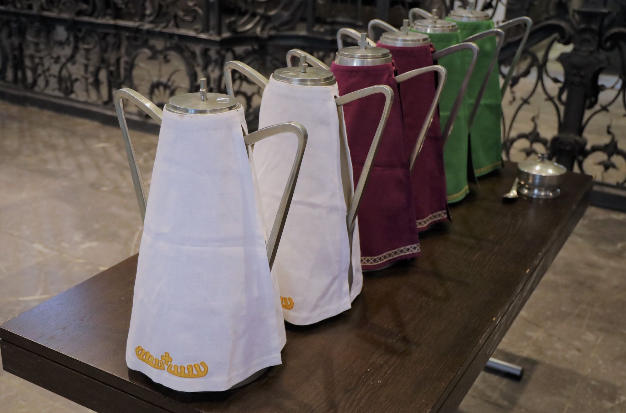 1321/0323 Missa chrismatis_26140