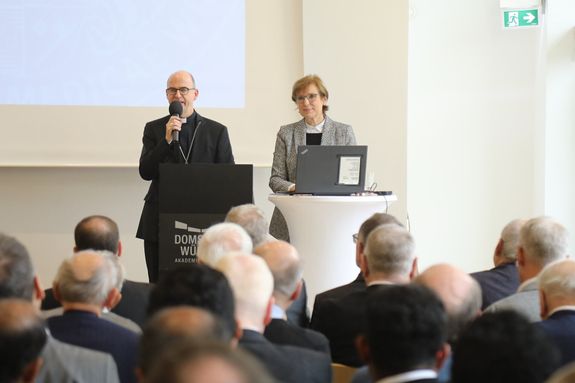 4625/1155 Diözesaner Priestertag