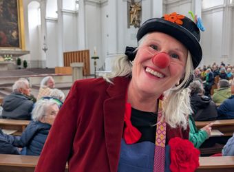 2126/0510 Kaleidoskop Clowns an die Macht