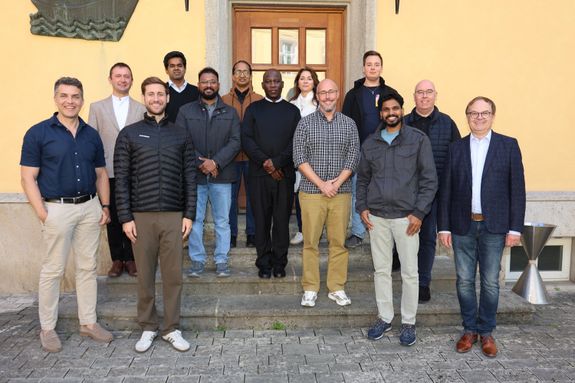 4026/0913 rpi-Kurs erstmals mit Priestern der Weltkirche