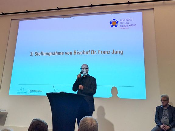 1026/0239 Bischof in Höchberg